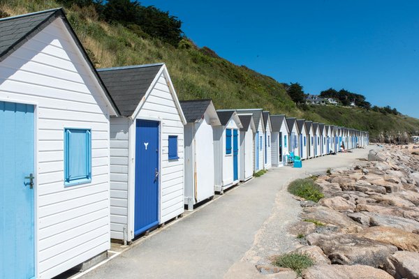 Comment les voyageurs peuvent-ils minimiser leur impact environnemental?